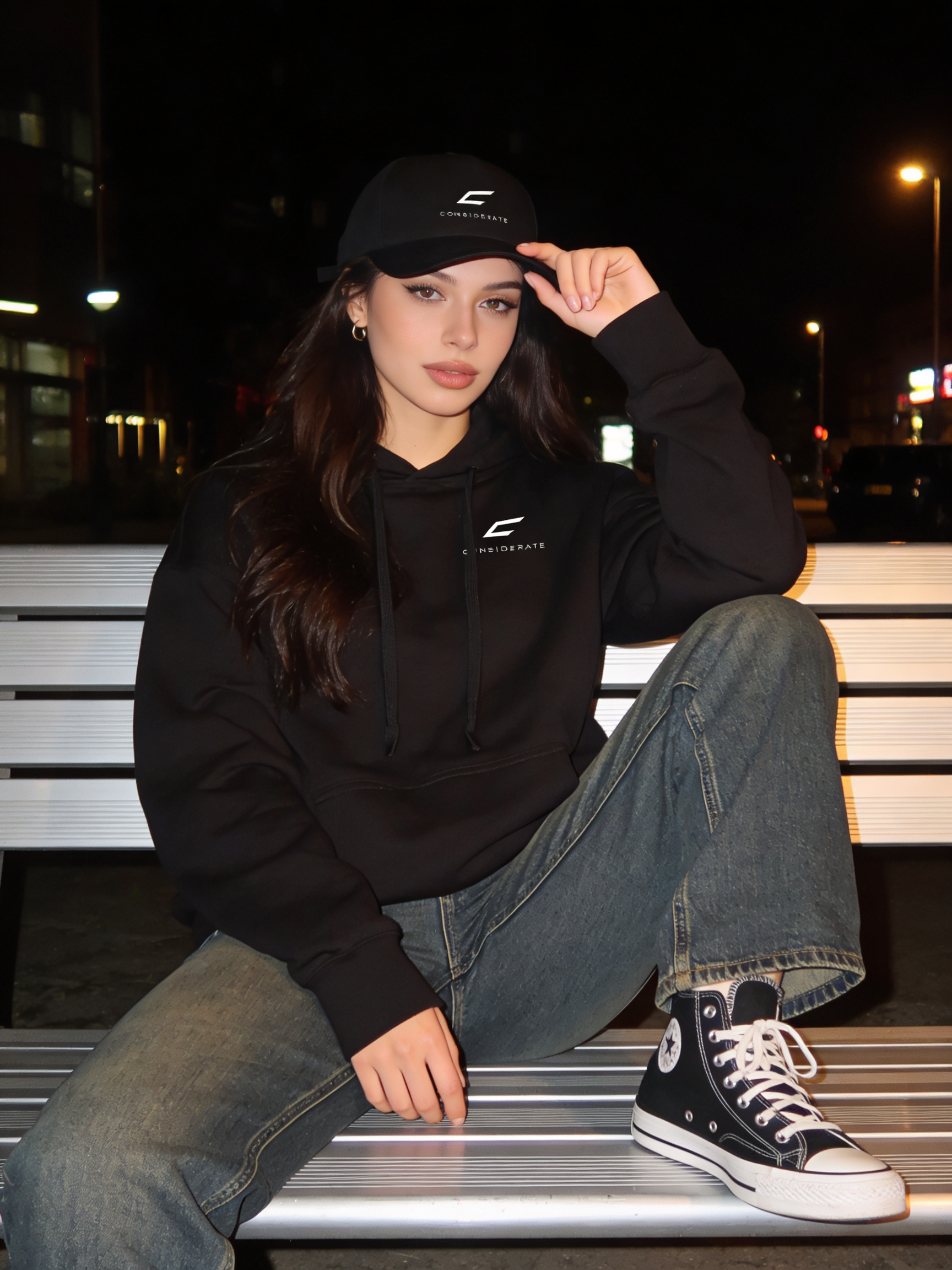 Mockup cappello nero 2
